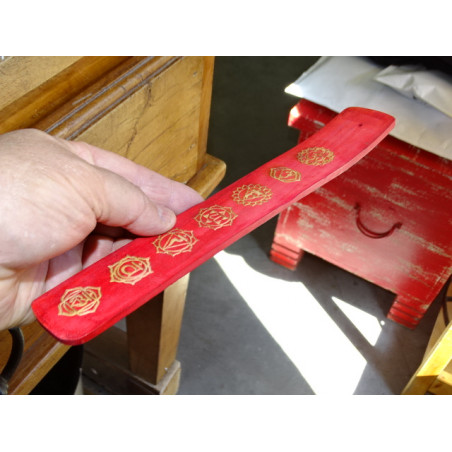 Porte bâtonnet d'encens en bois peint avec 7 CHAKRAS - rouge
